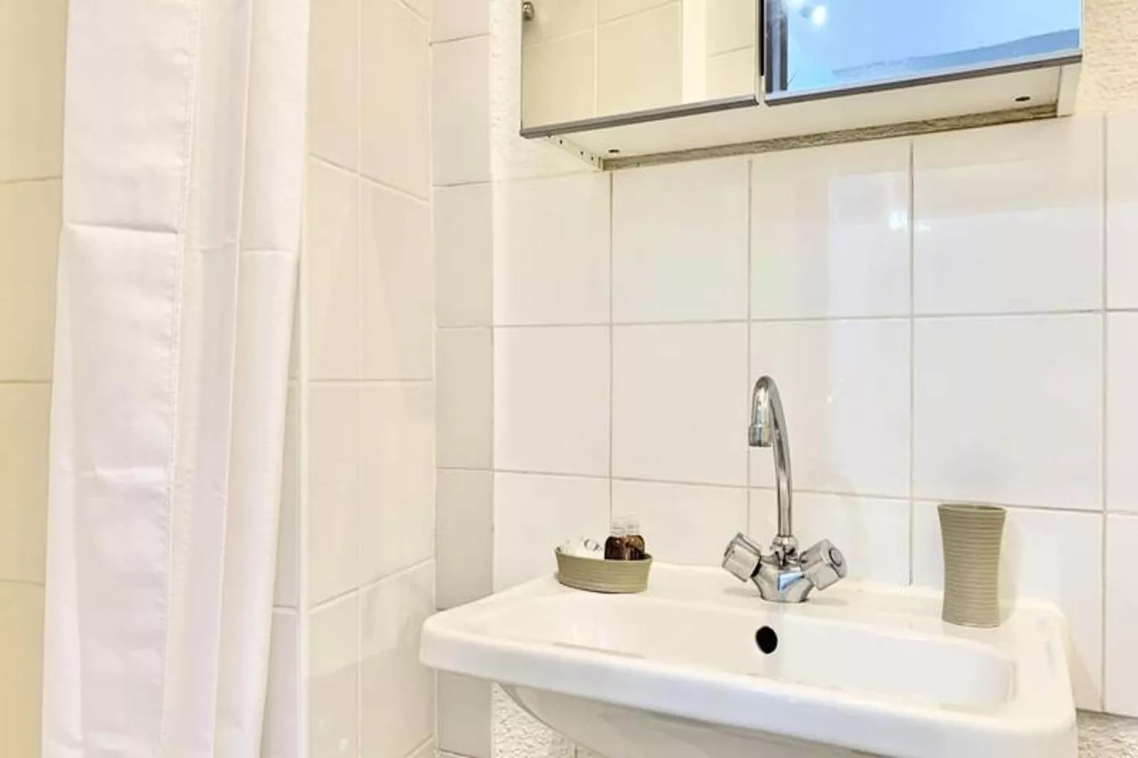 Le C&oelig;ur De Grenoble | Hyper-centre | Id&eacute;al &eacute;tudiant 🤍-Badezimmer