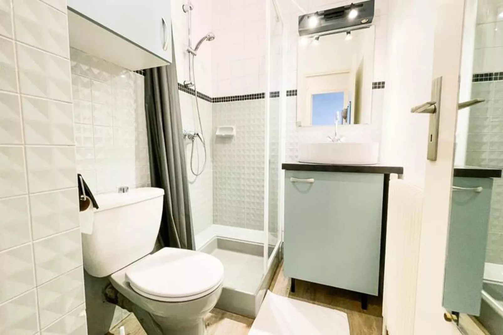 La Pause Grenobloise  - Studio - Balcon-Badezimmer