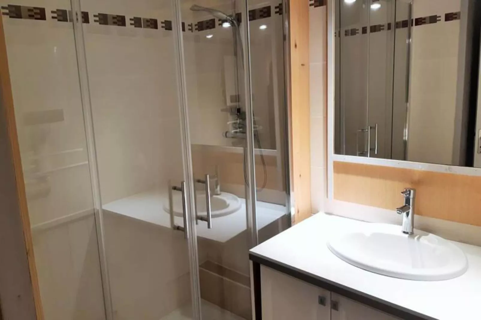 Résidence Sappey-Badezimmer