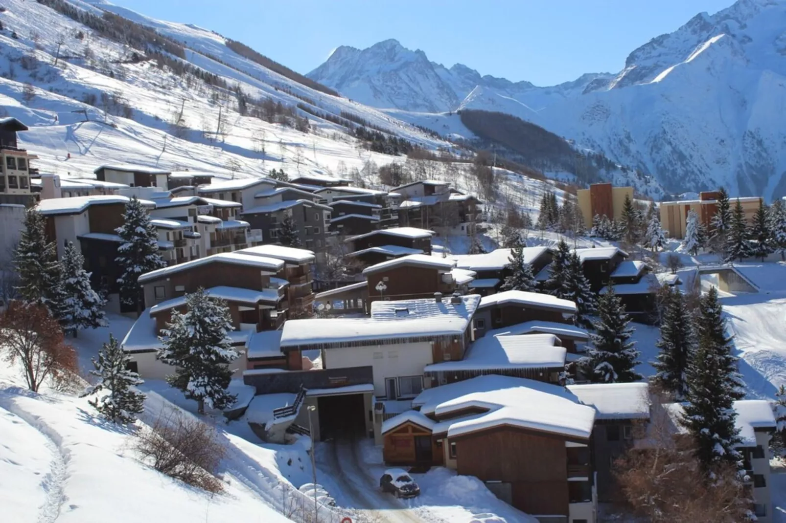 Résidence Artigalas-Area within 1km in winter