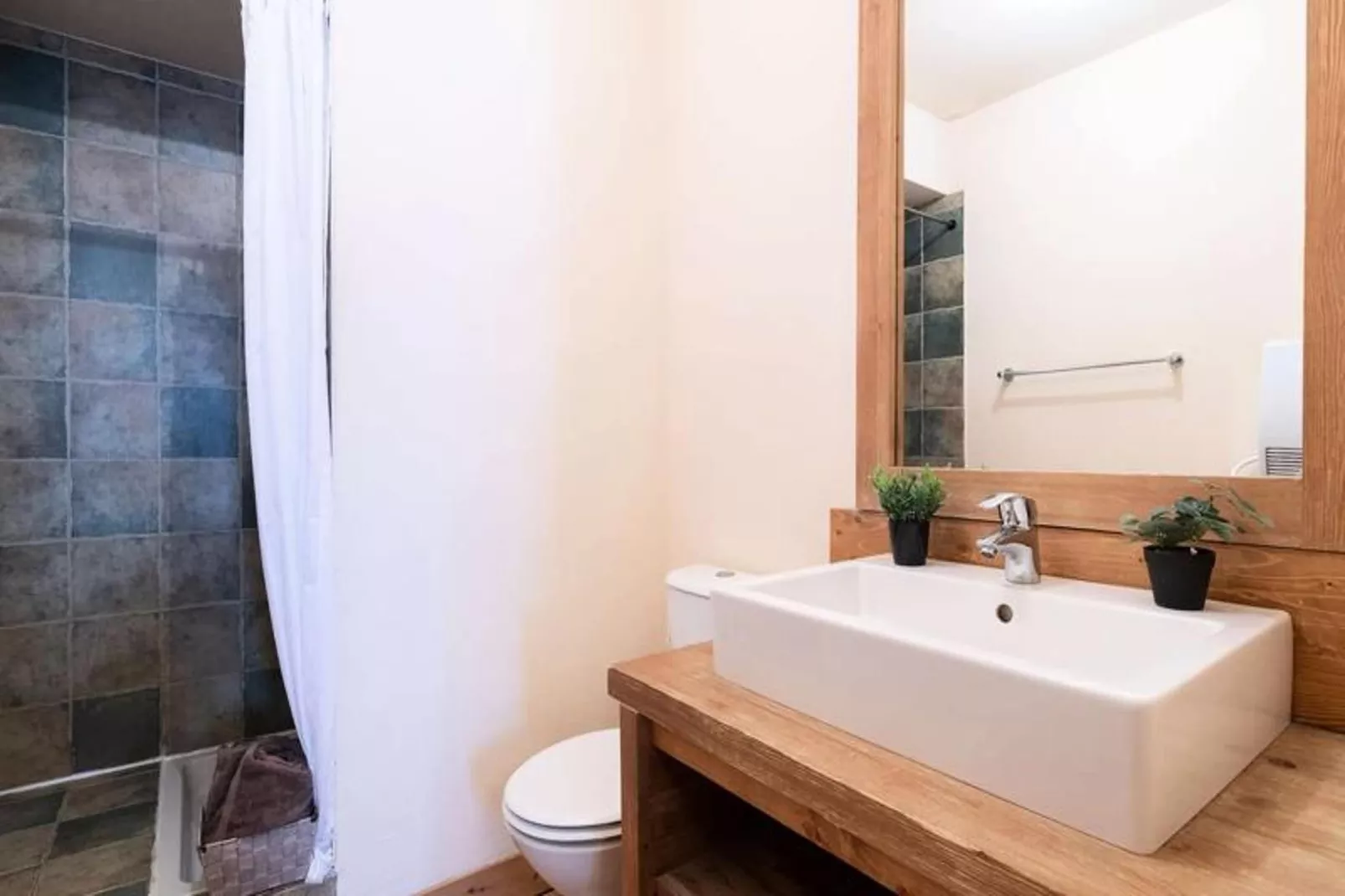 Résidence Cami Real-Bathroom