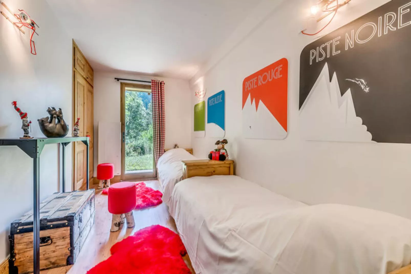 Chalet Alideale-Image-tags.