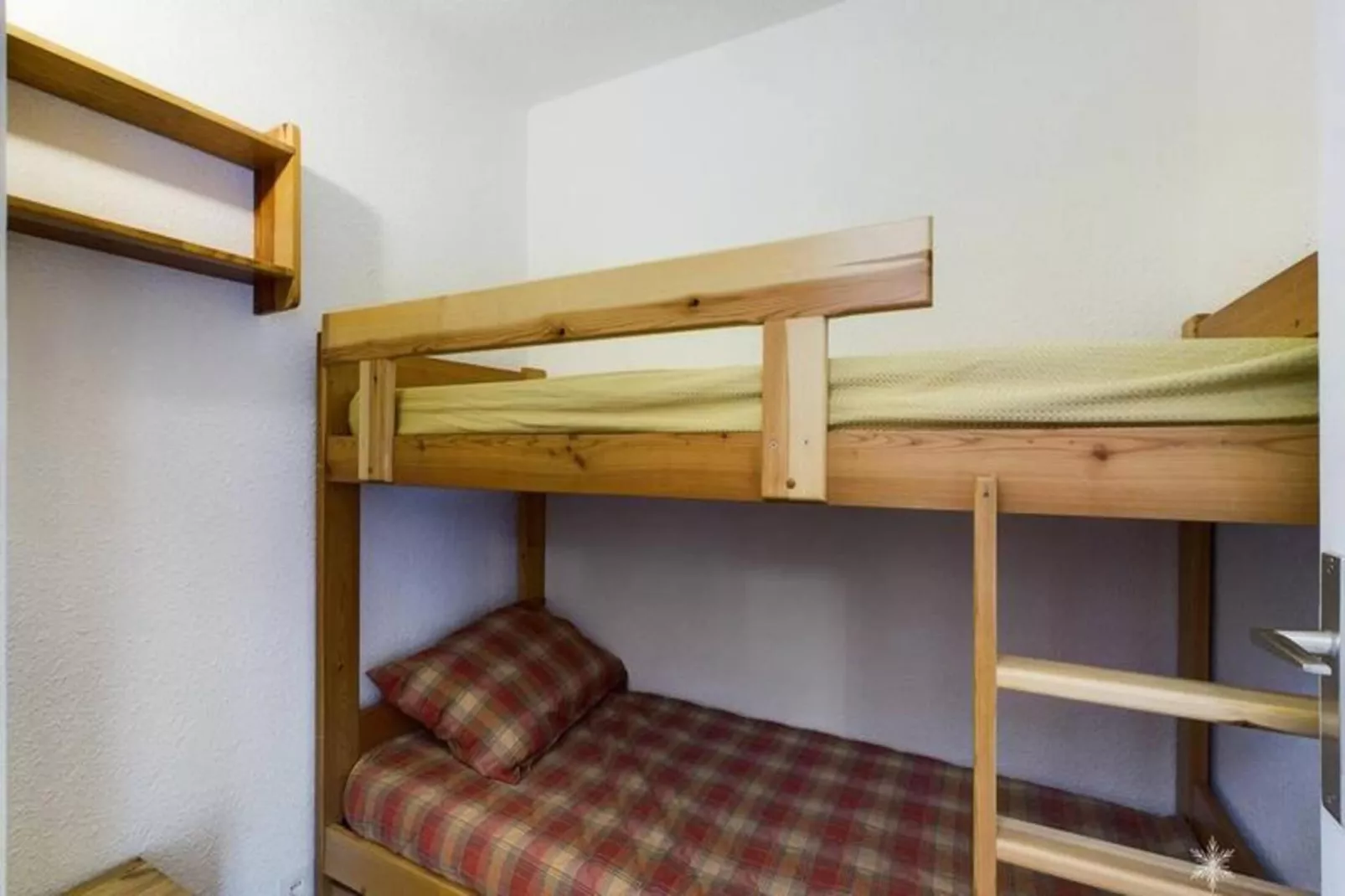 Résidence Belvedere-Exterior in summer