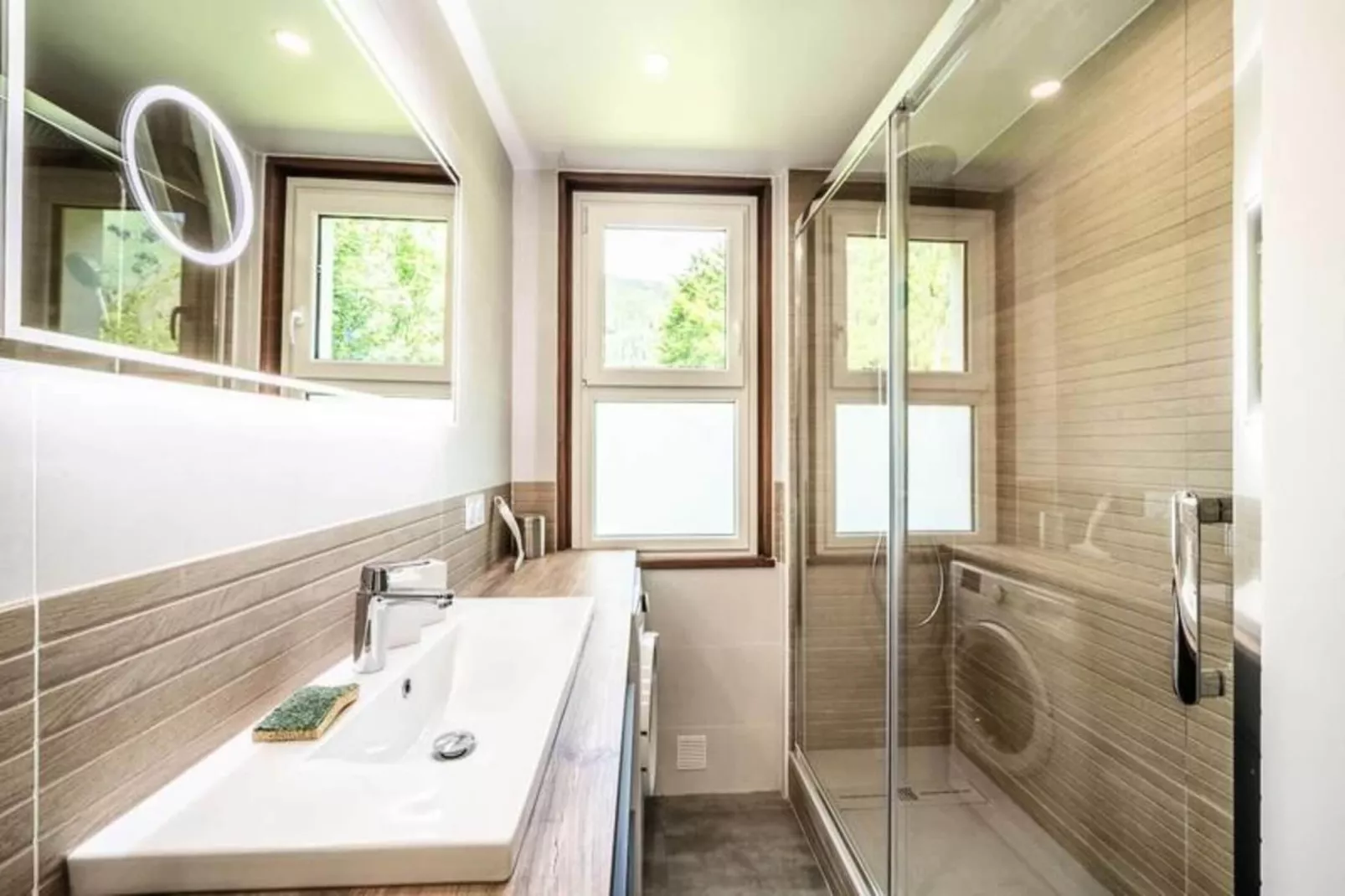 Résidence Ressachaux-Salle de bain