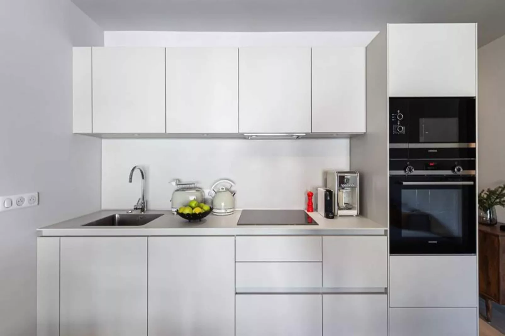 Résidence Stallion B-Außenbereich Sommer