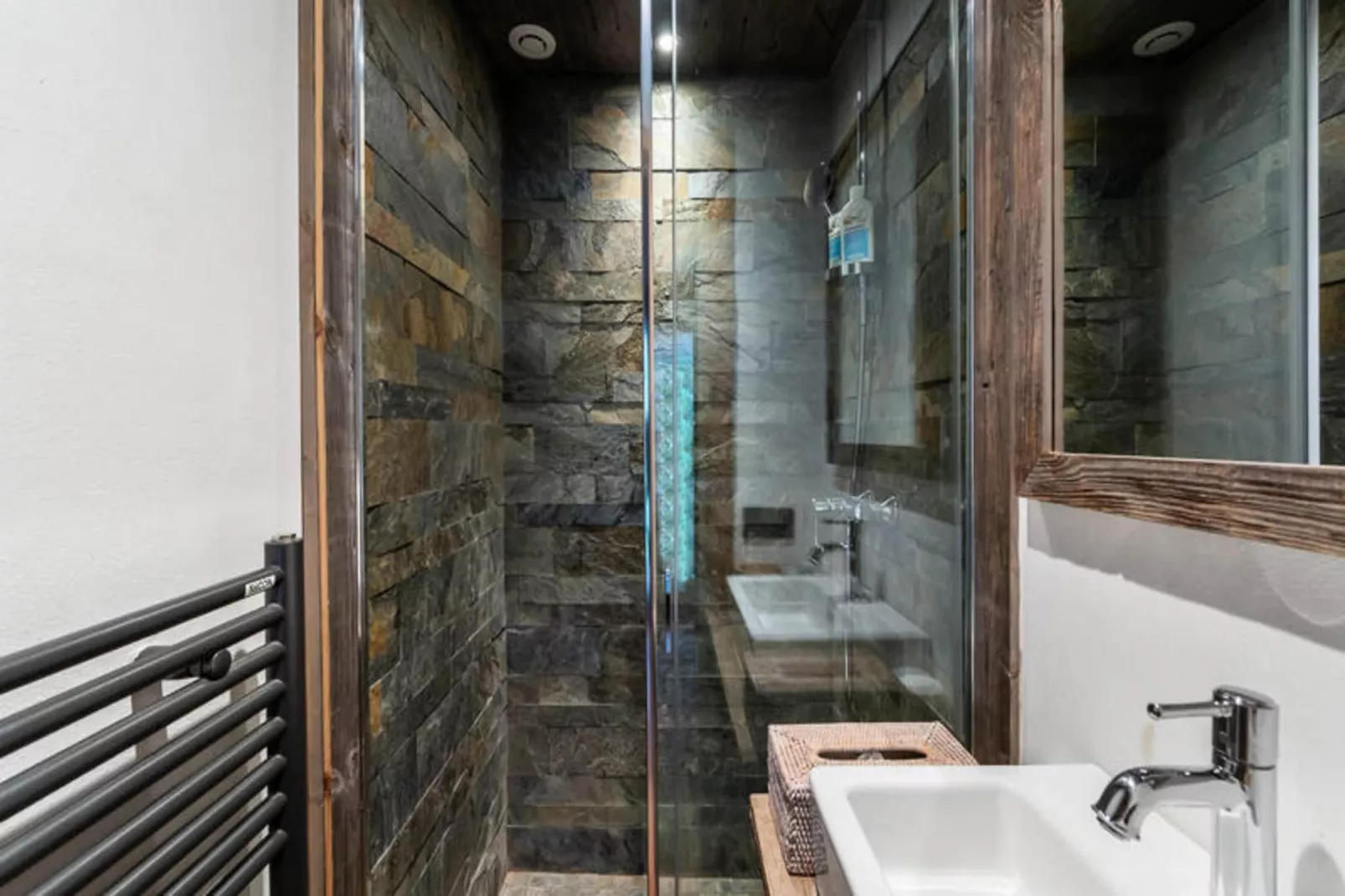 Résidence Amethyste-Salle de bain