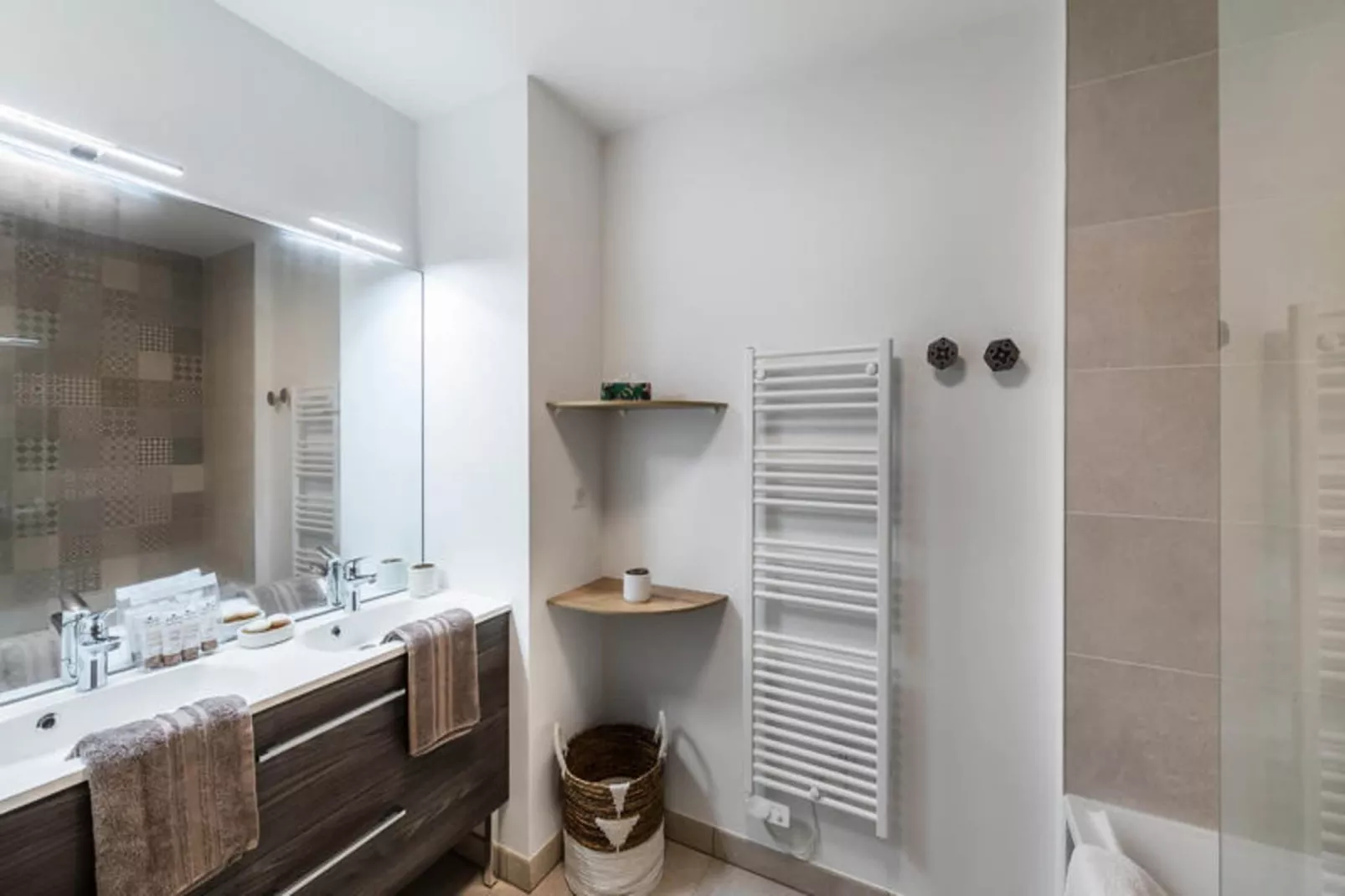 Résidence Silver Lodge - C-Bathroom