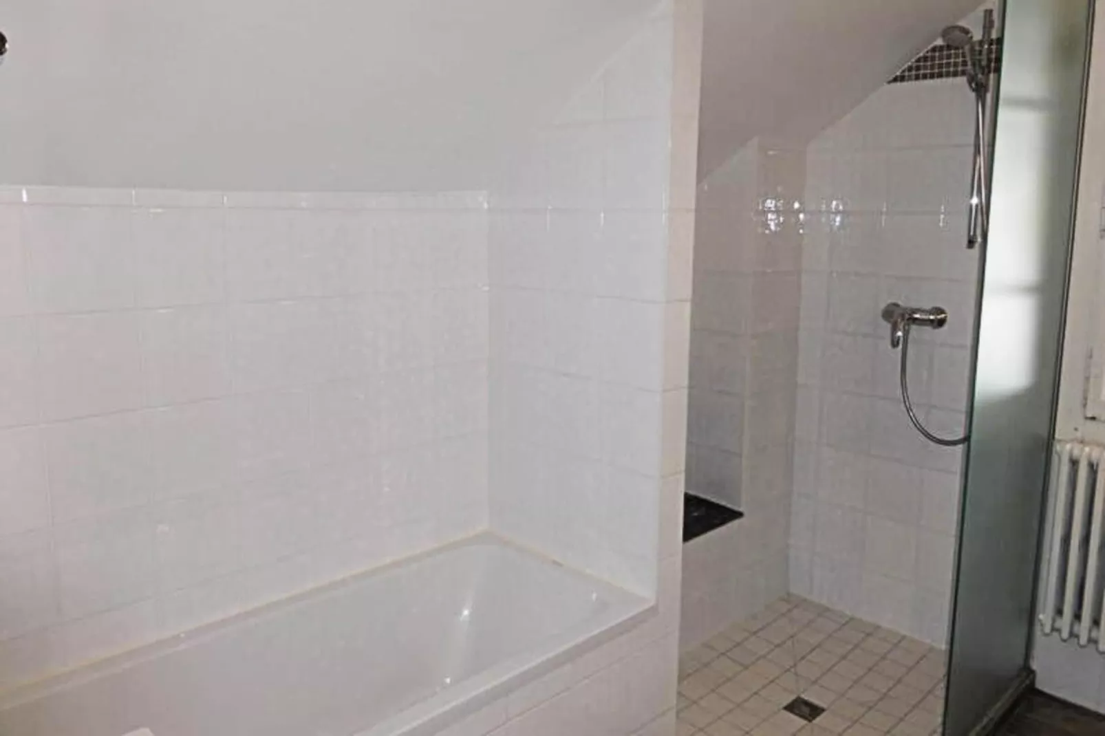 Chalet Pylone-Außenbereich Sommer