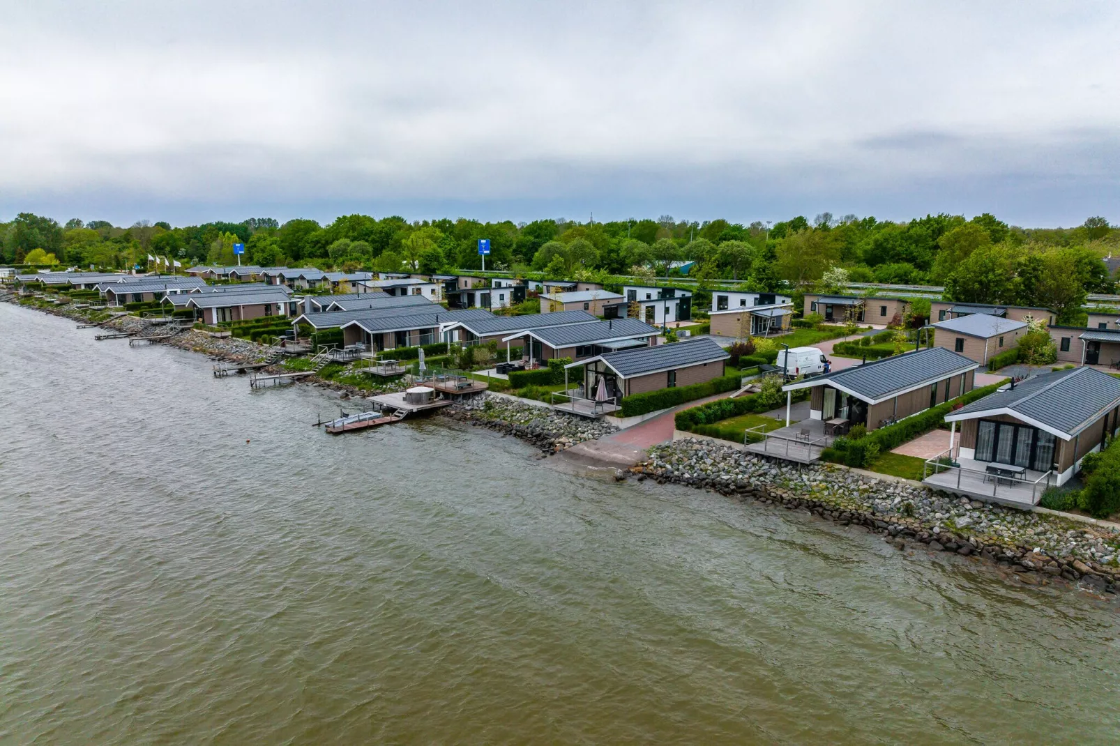Resort Markermeer 4-Areas summer 1km