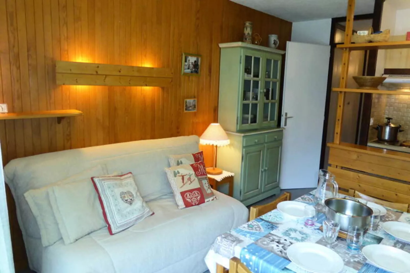 Résidence Le Brulaz-Außenbereich Sommer