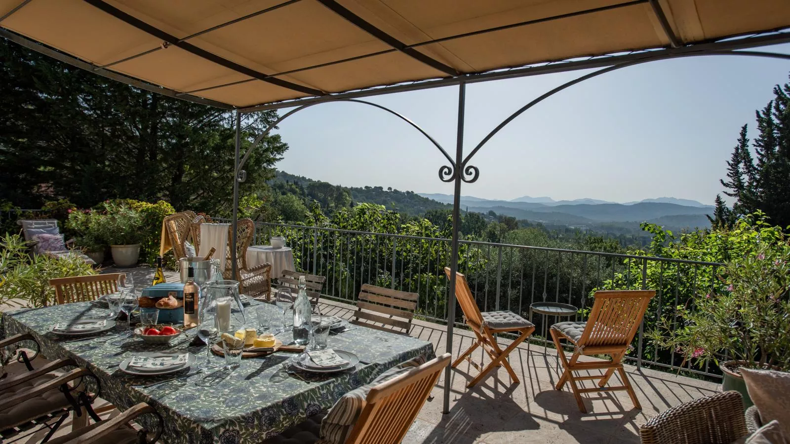 Villa Olivier-Terrassenbalkon