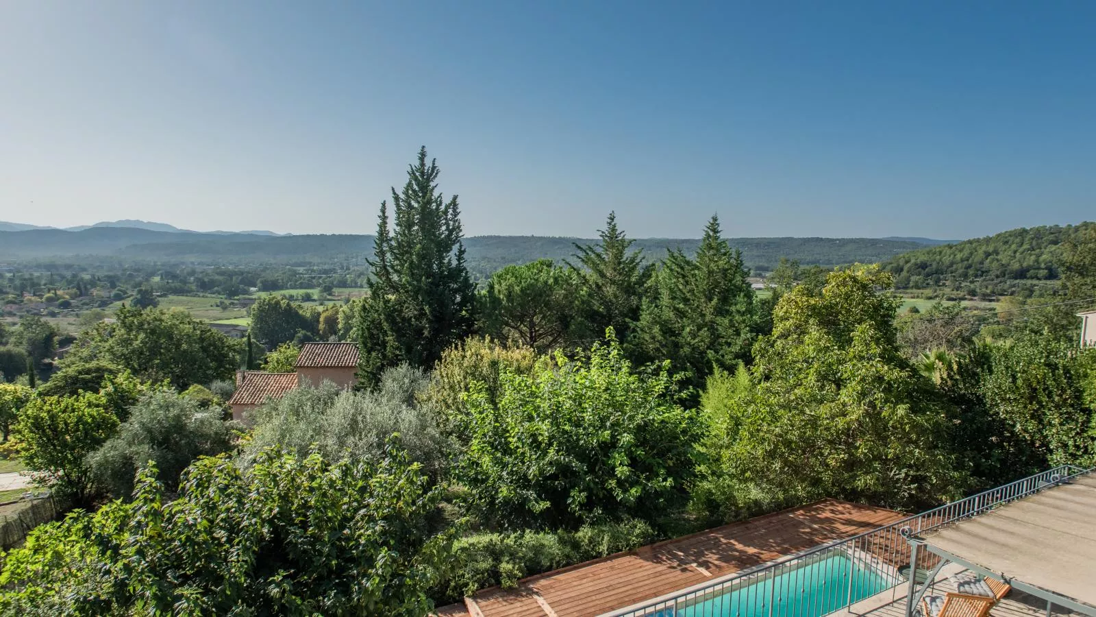 Villa Olivier-Aussicht Sommer