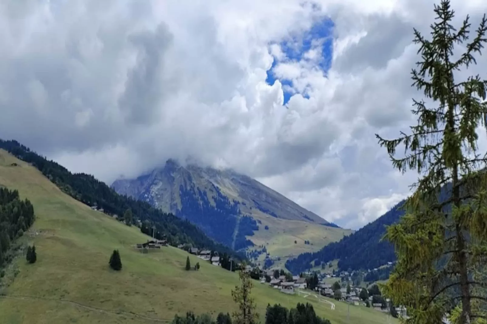 Appartements à La Clusaz-Zones été à 5 km