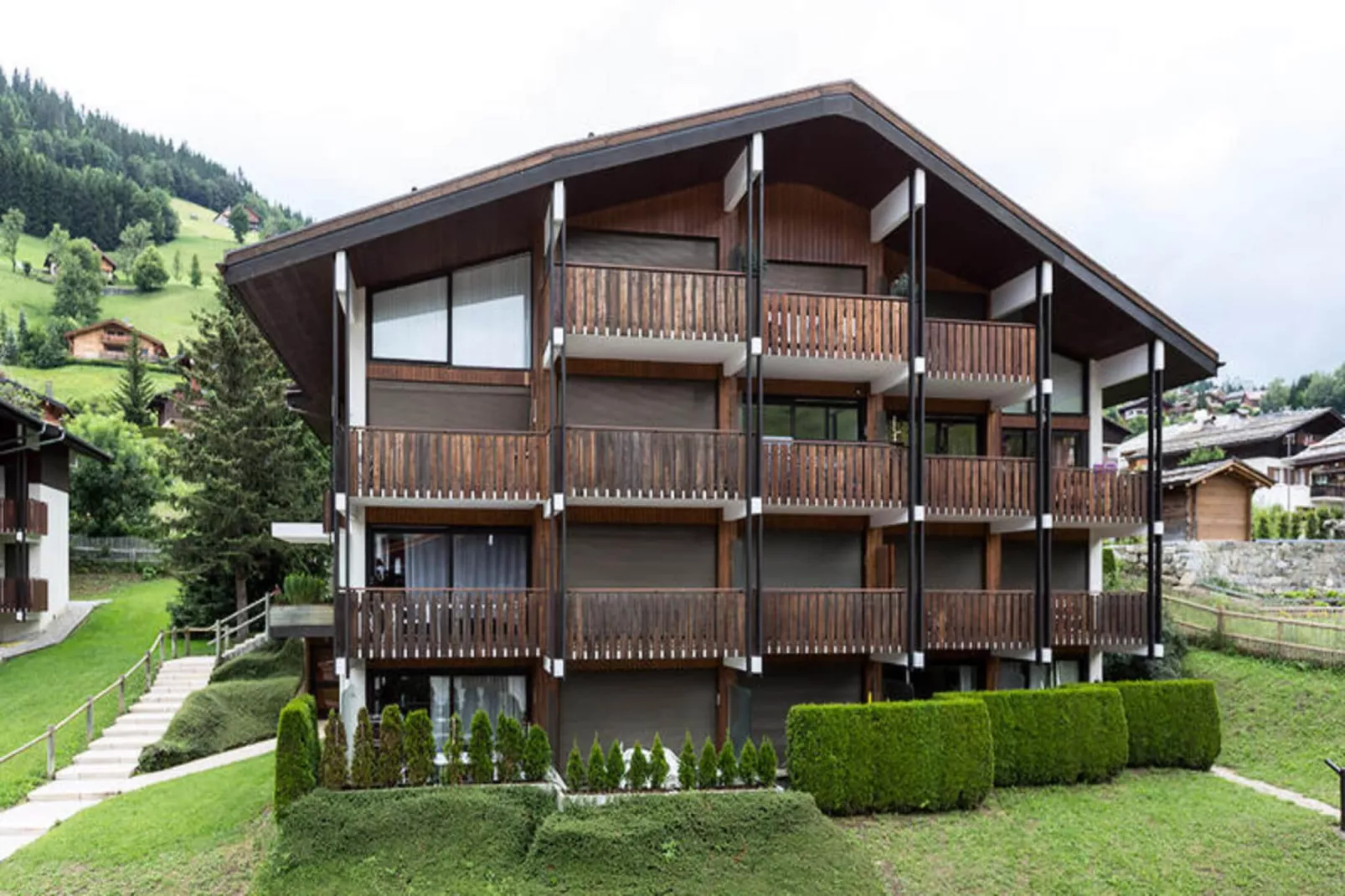 Résidence Granges C-Außenbereich Sommer