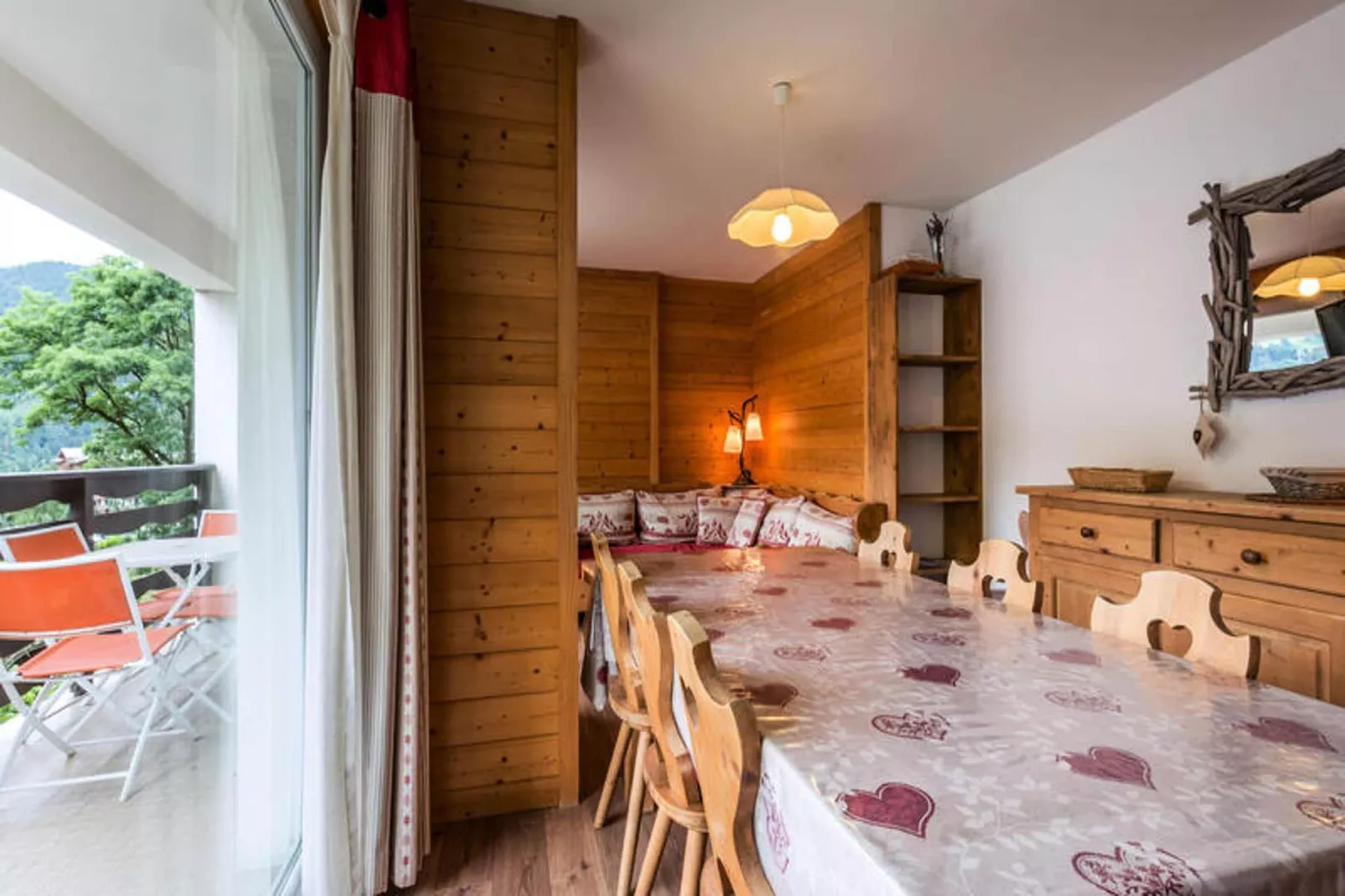 Résidence Bossonnet-Dining room