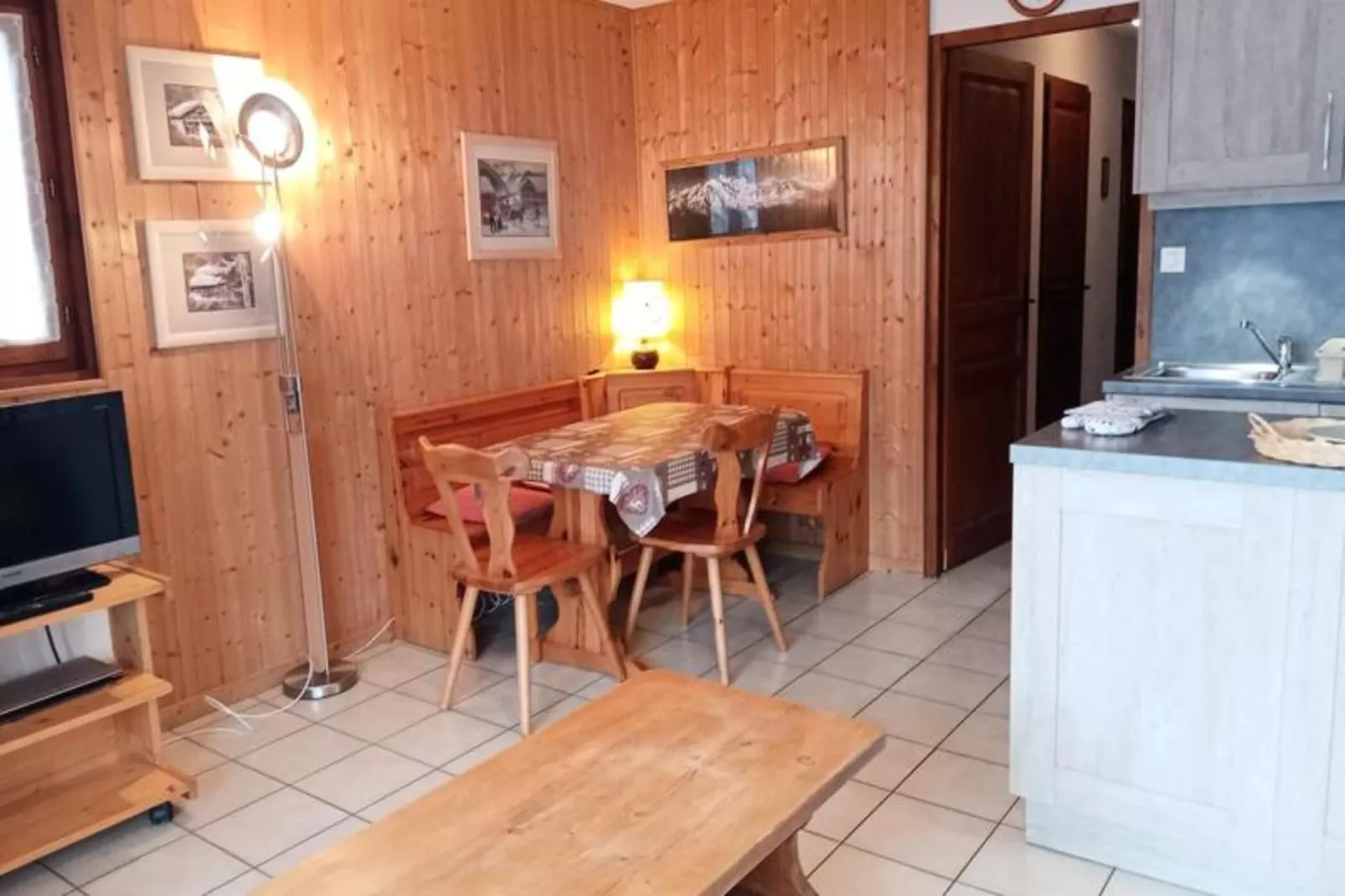 Chalets De Barbessine-Salle à manger