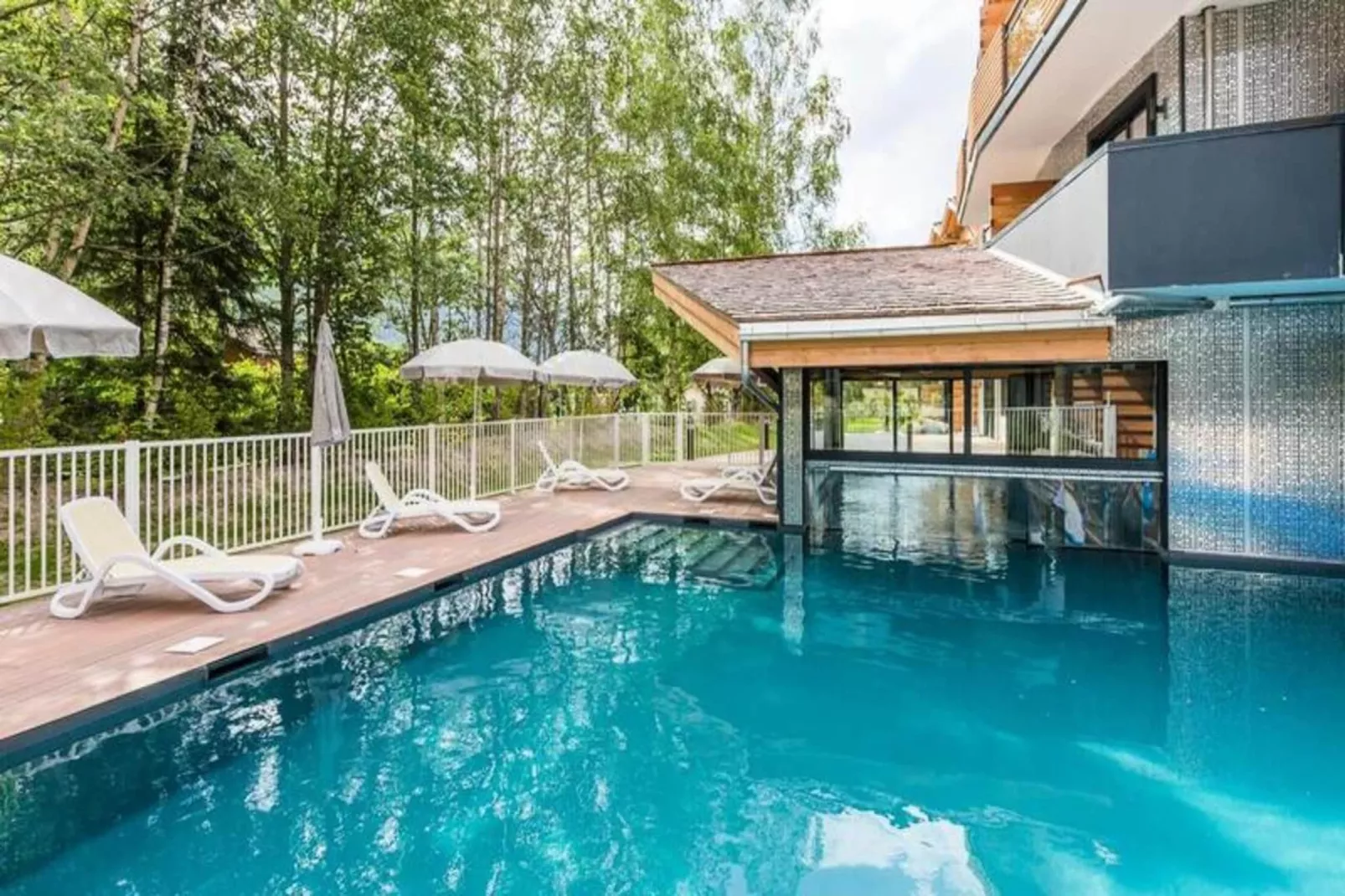 Résidence Prestige Odalys Isatis****-Exterior in summer