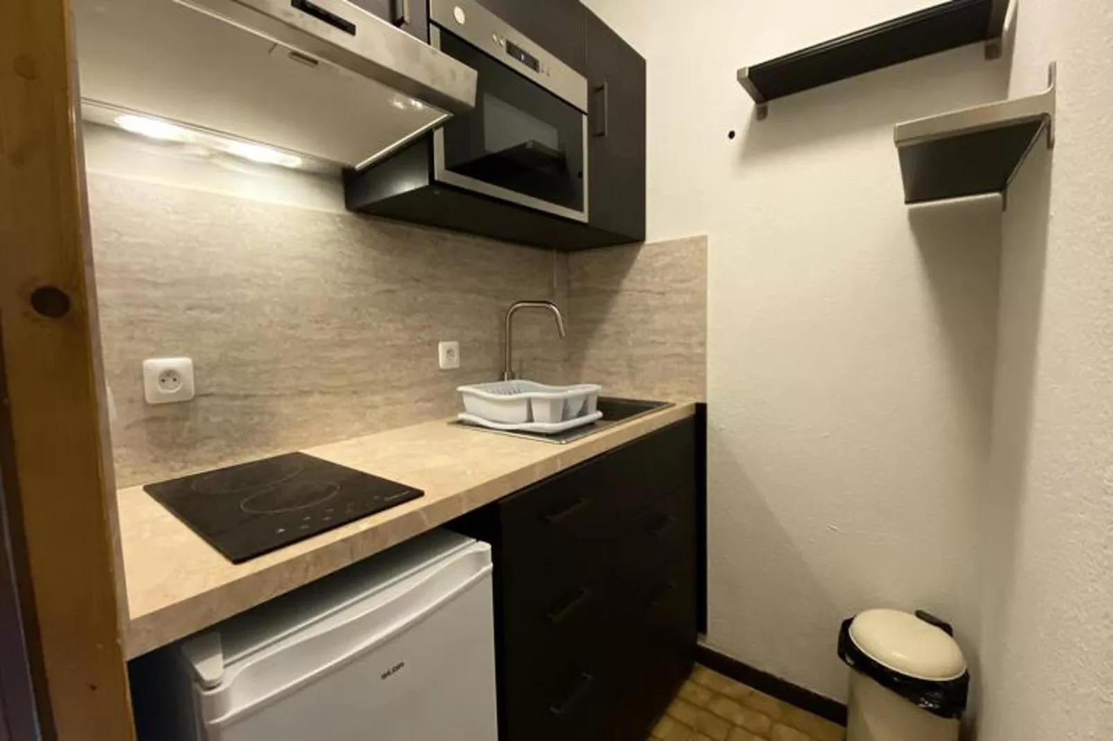 Résidence Clos Du Savoy-Kitchen