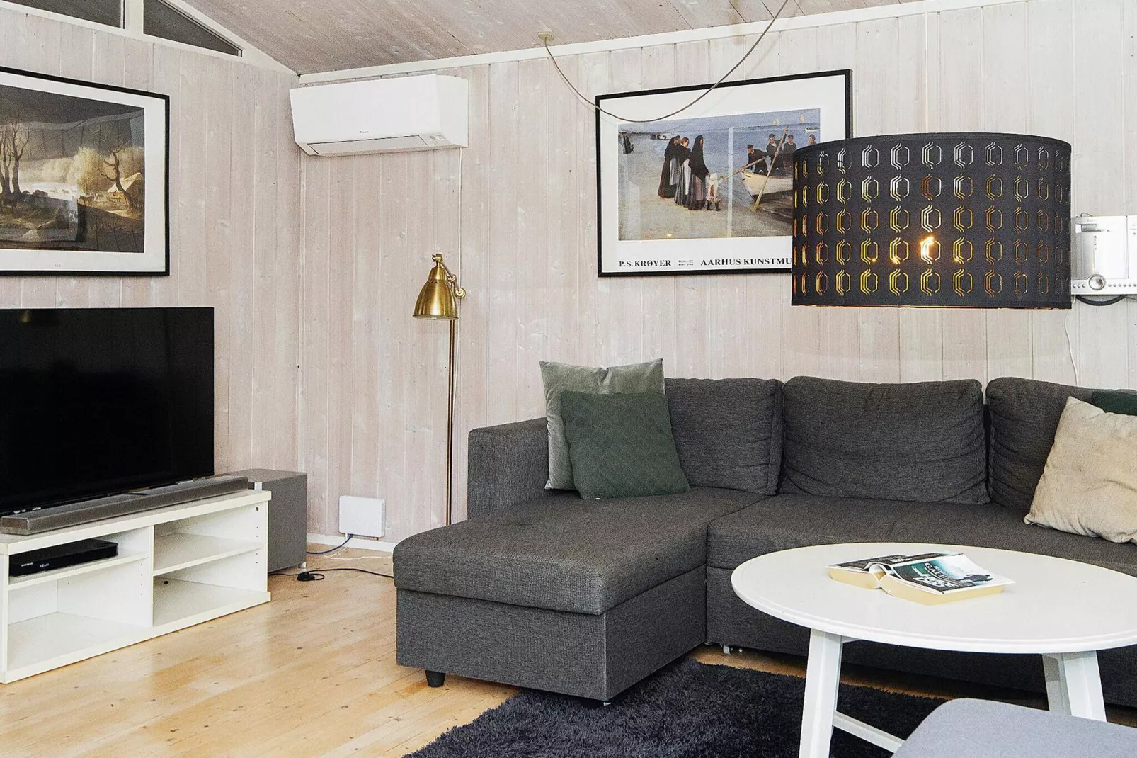 8 person holiday home in Rønde-By Traum-Indoor