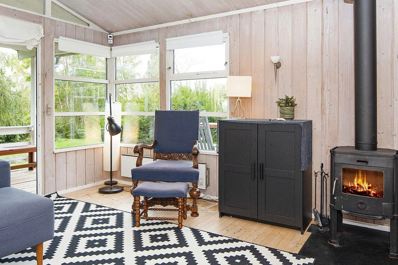 8 person holiday home in Rønde-By Traum-Indoor