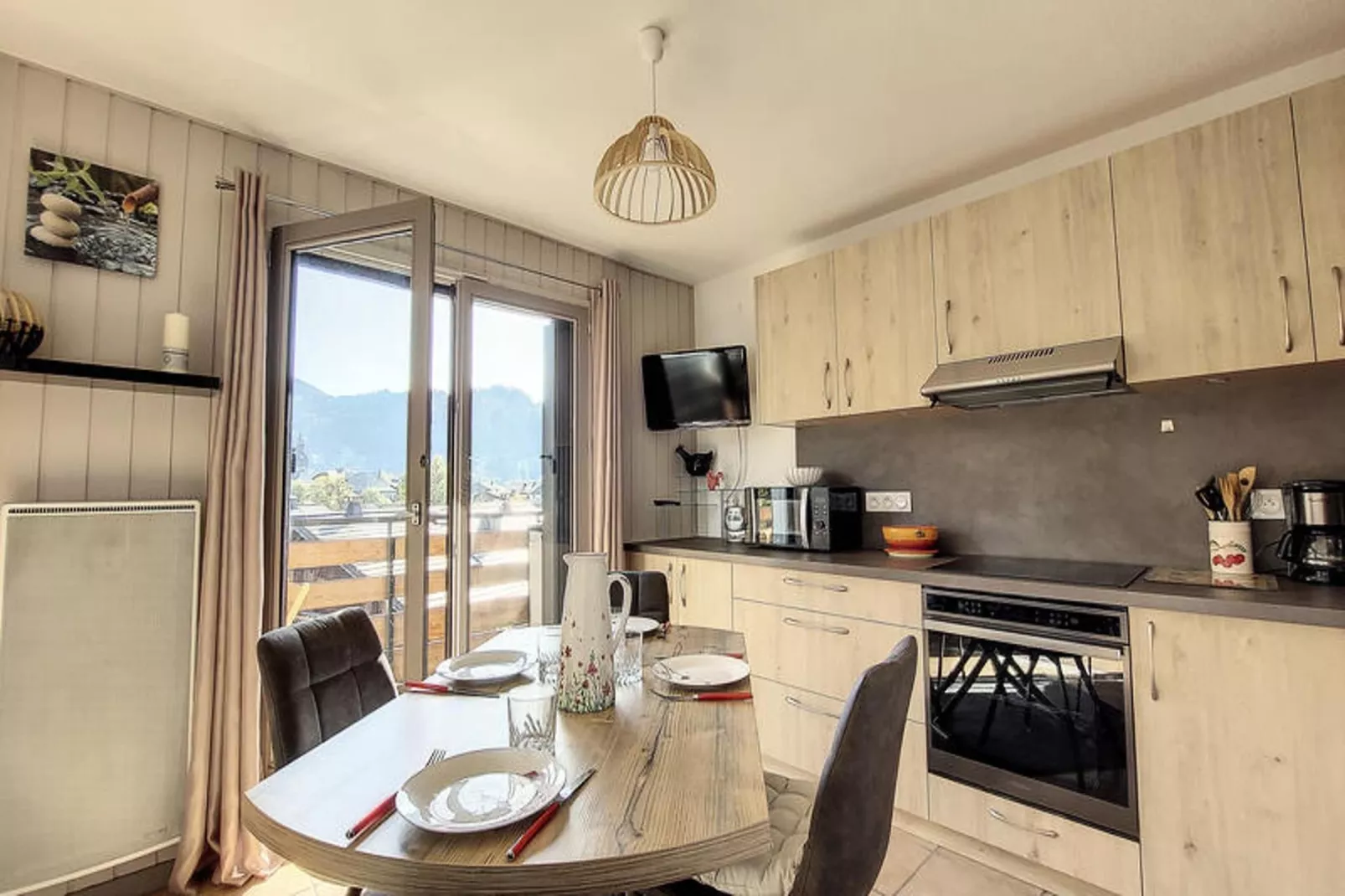 Appartements à Montriond-Dining room