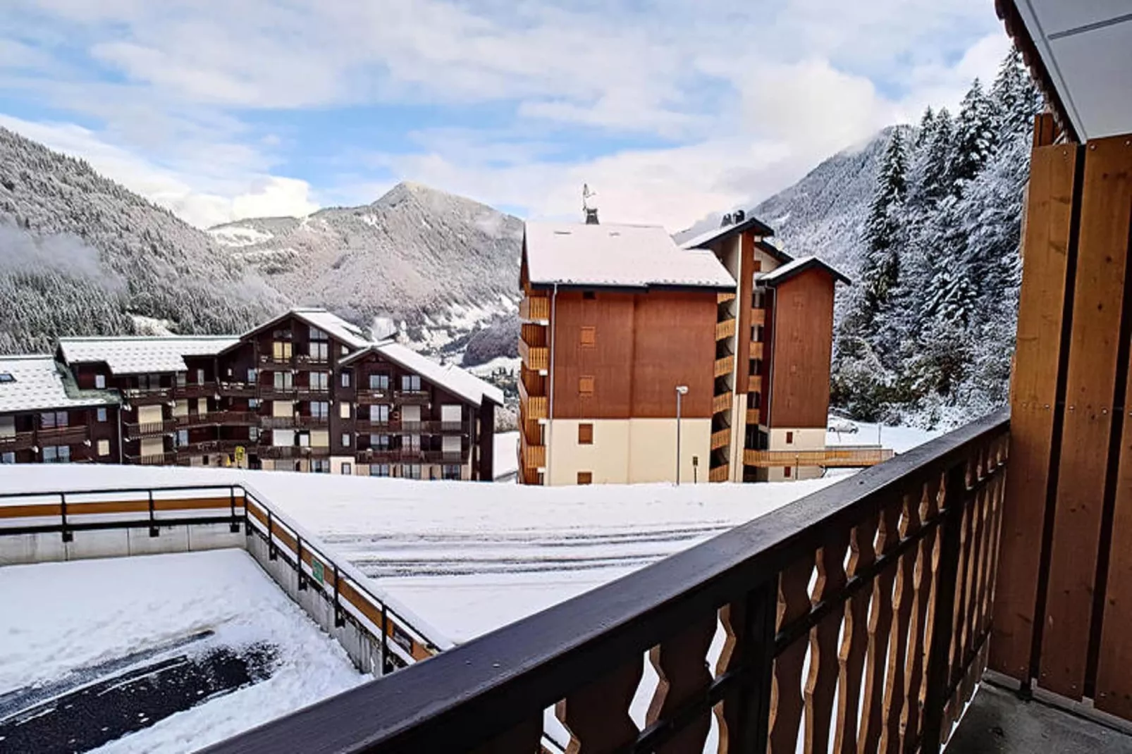 Appartements à Saint Jean d'Aulps-Terrasse / balcon