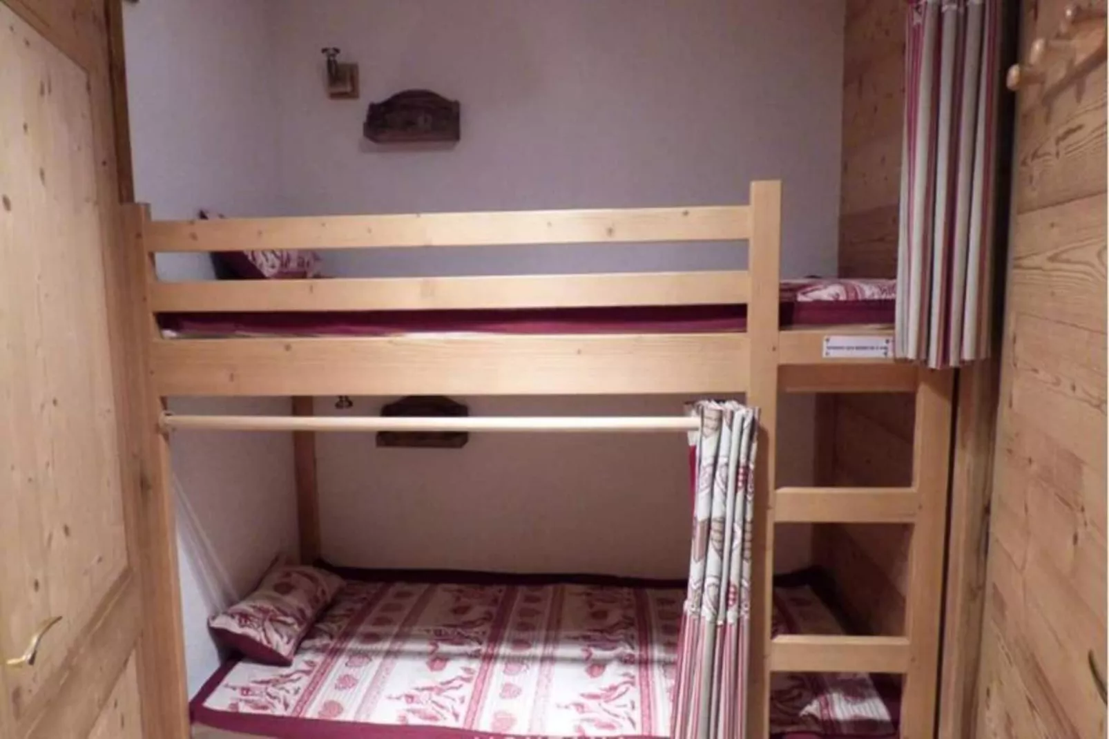 Résidence Les Ecrins-Schlafzimmer