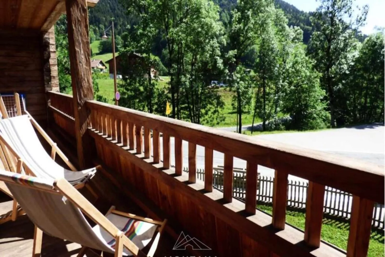 Chalet Rayjeanne-Terrasse/Balkon