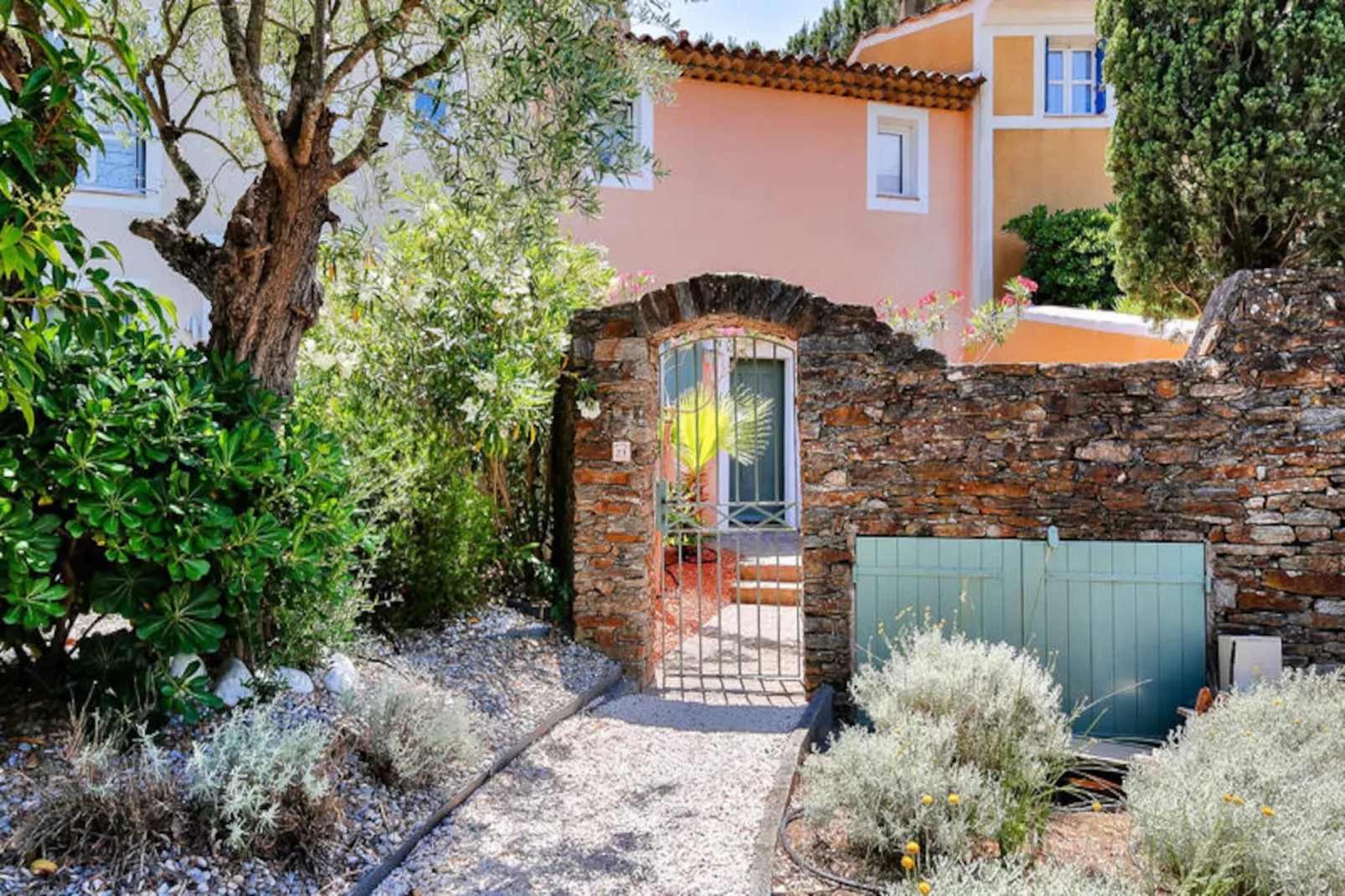 Les Villas aux Restanques du Golfe de St Tropez - maeva Home-Image-tags.