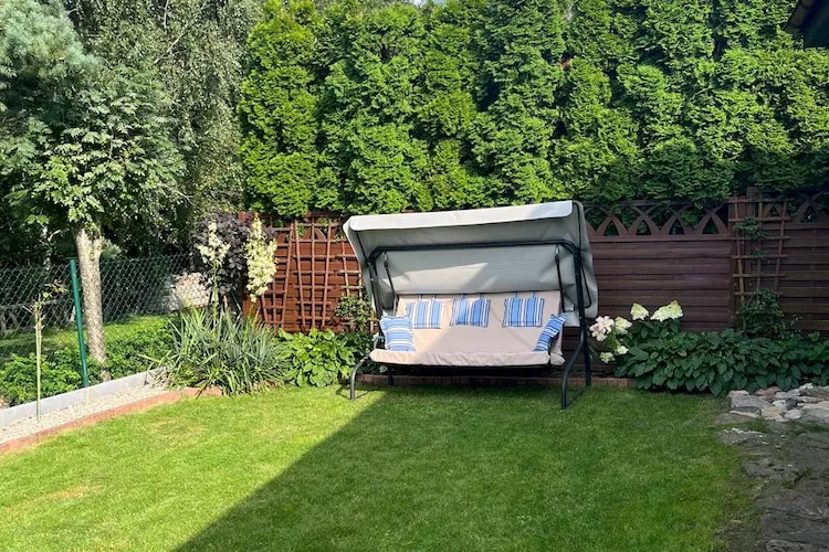 Dom wakacyjny w Krzyni dla max 5 osób-Garten Sommer