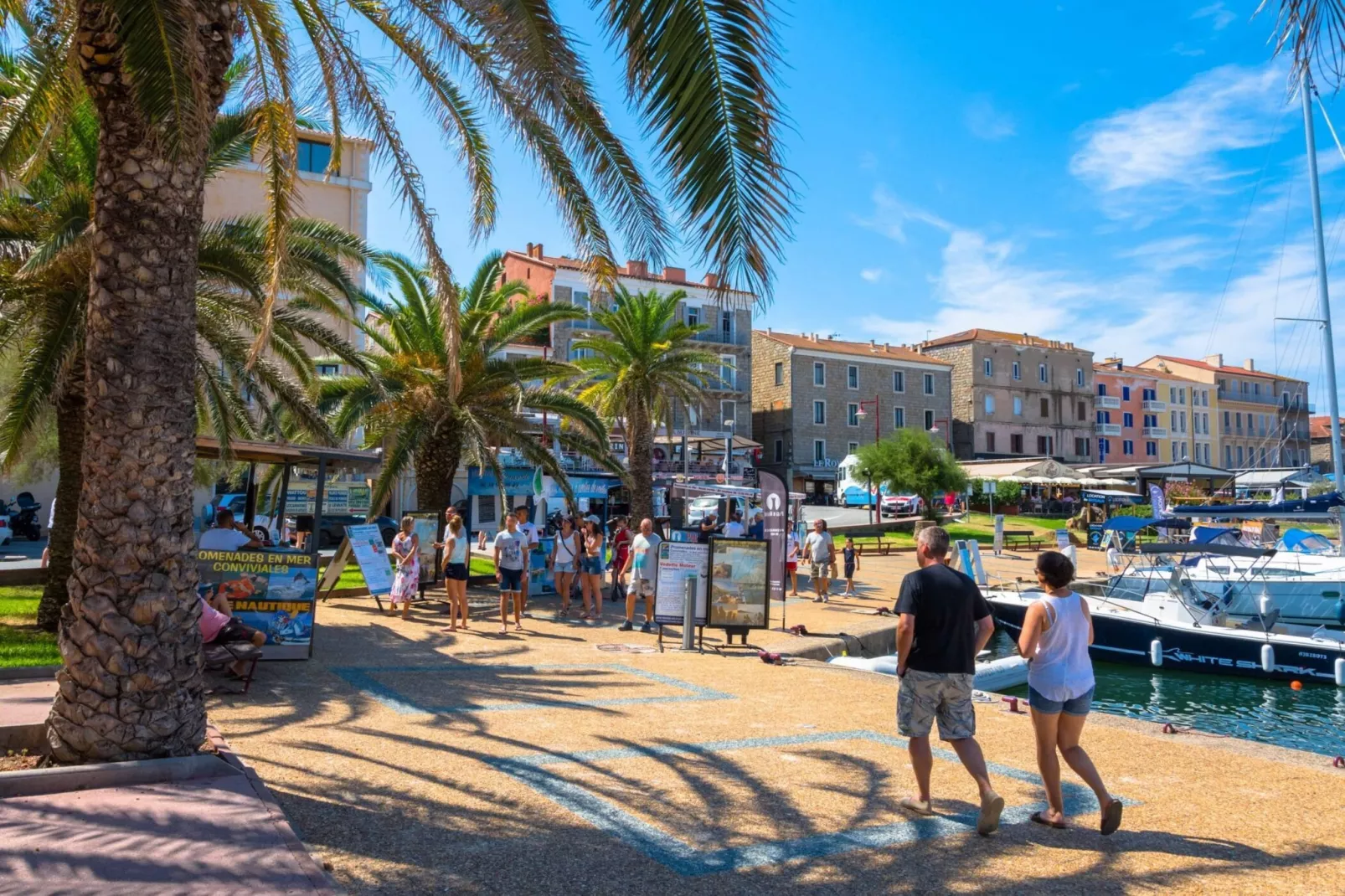 Résidence Jardins De Quatrina-Areas within 5km in summer