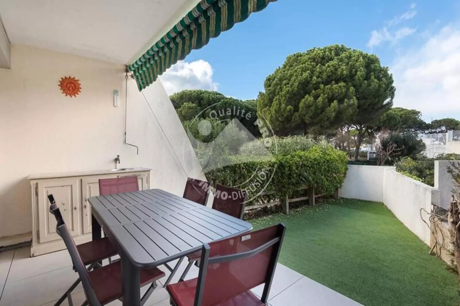 Résidence "le Quai Aux Fleurs"-Terrace balcony