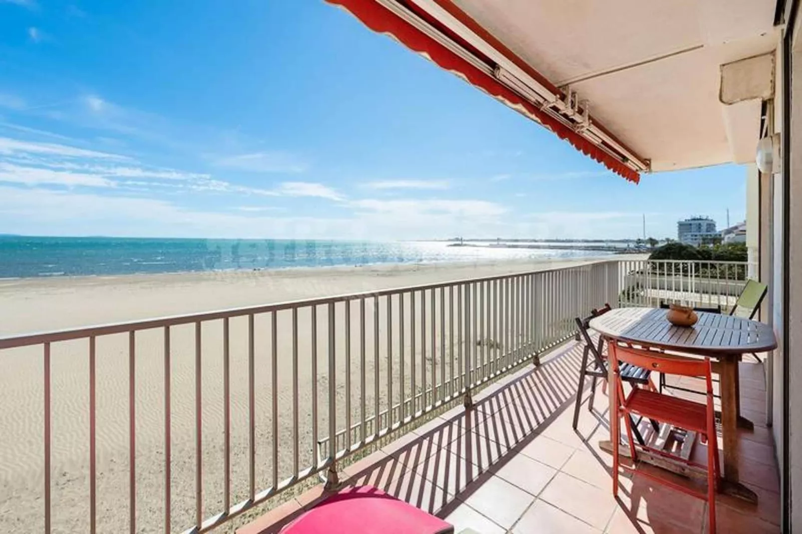 Résidence "le Magellan"-View in summer