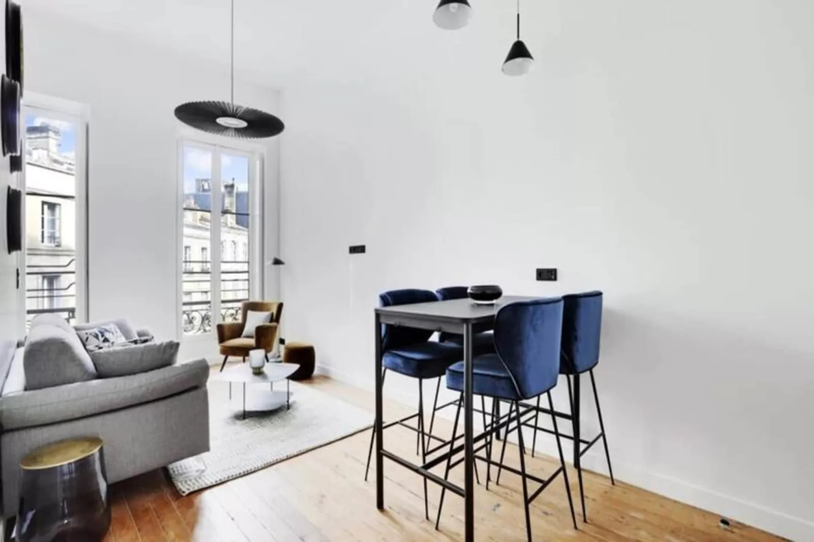 Maison Labruy&egrave;re - Suite Aviau-Außenbereich Sommer