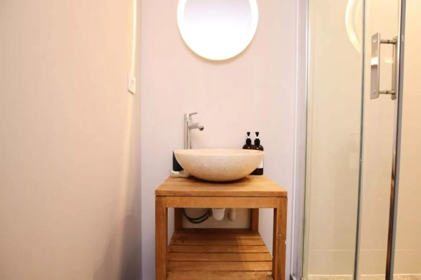 Magnifique Studio Bordelais En Plein Coeur De La Ville-Bathroom