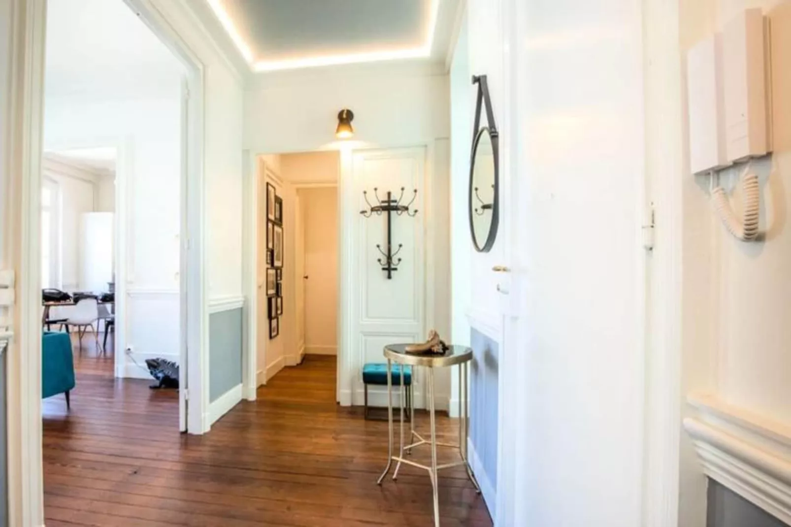 Appartement De Haut Standing Pour 6 Situ&eacute; Au Coeur Du Centre Historique-Living room