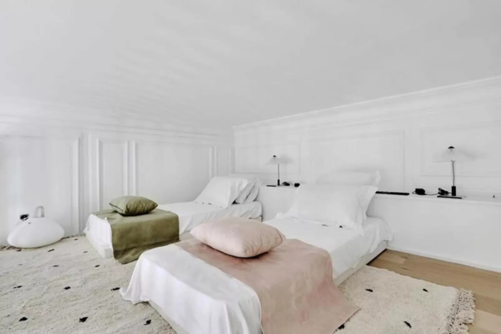 Maison Labruy&egrave;re - Familiale Aviau-Bedroom