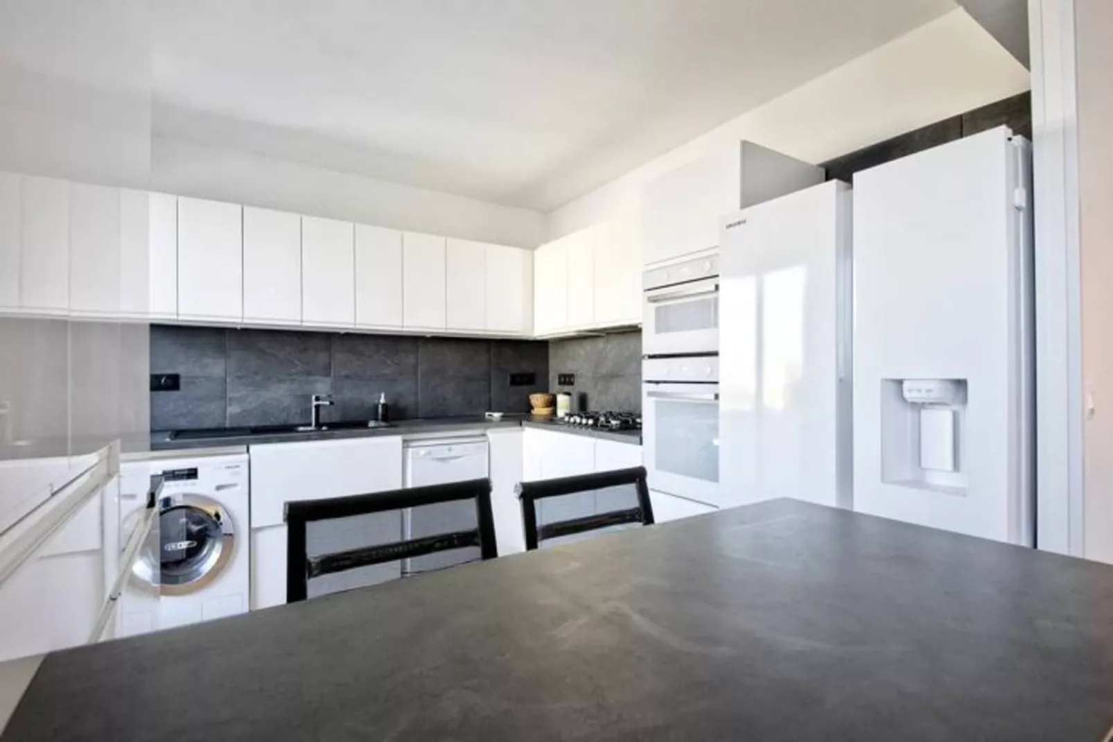 Résidence Les Perlières-Außenbereich Sommer