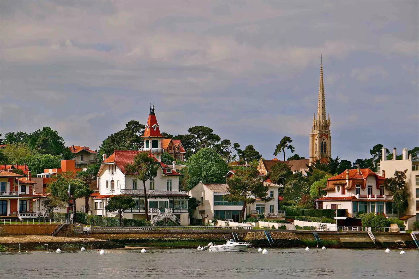 Résidence Bellevue-Areas within 5km in summer