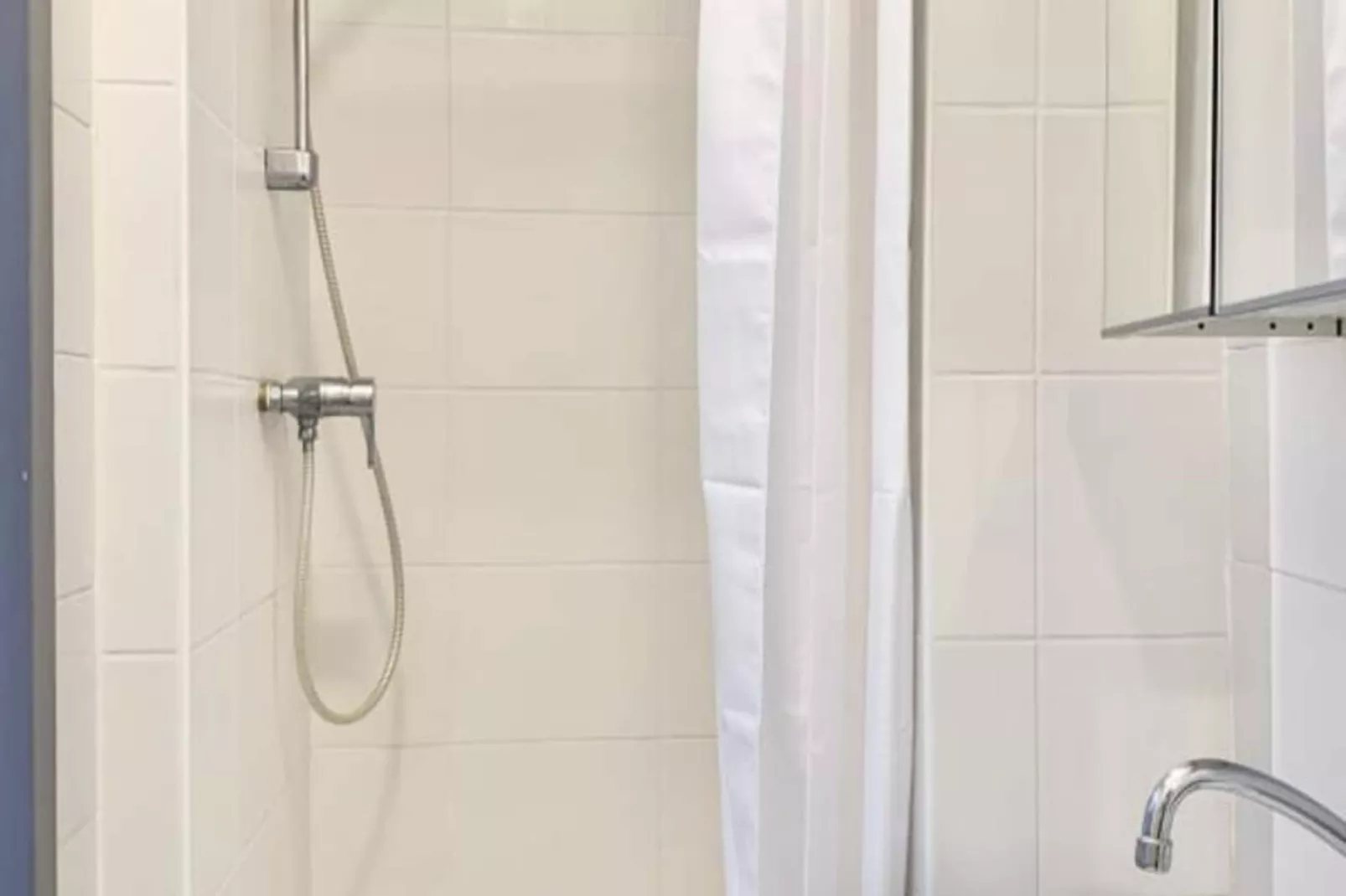 Le C&oelig;ur De Grenoble | Hyper-centre | Id&eacute;al &eacute;tudiant 🤍-Badezimmer