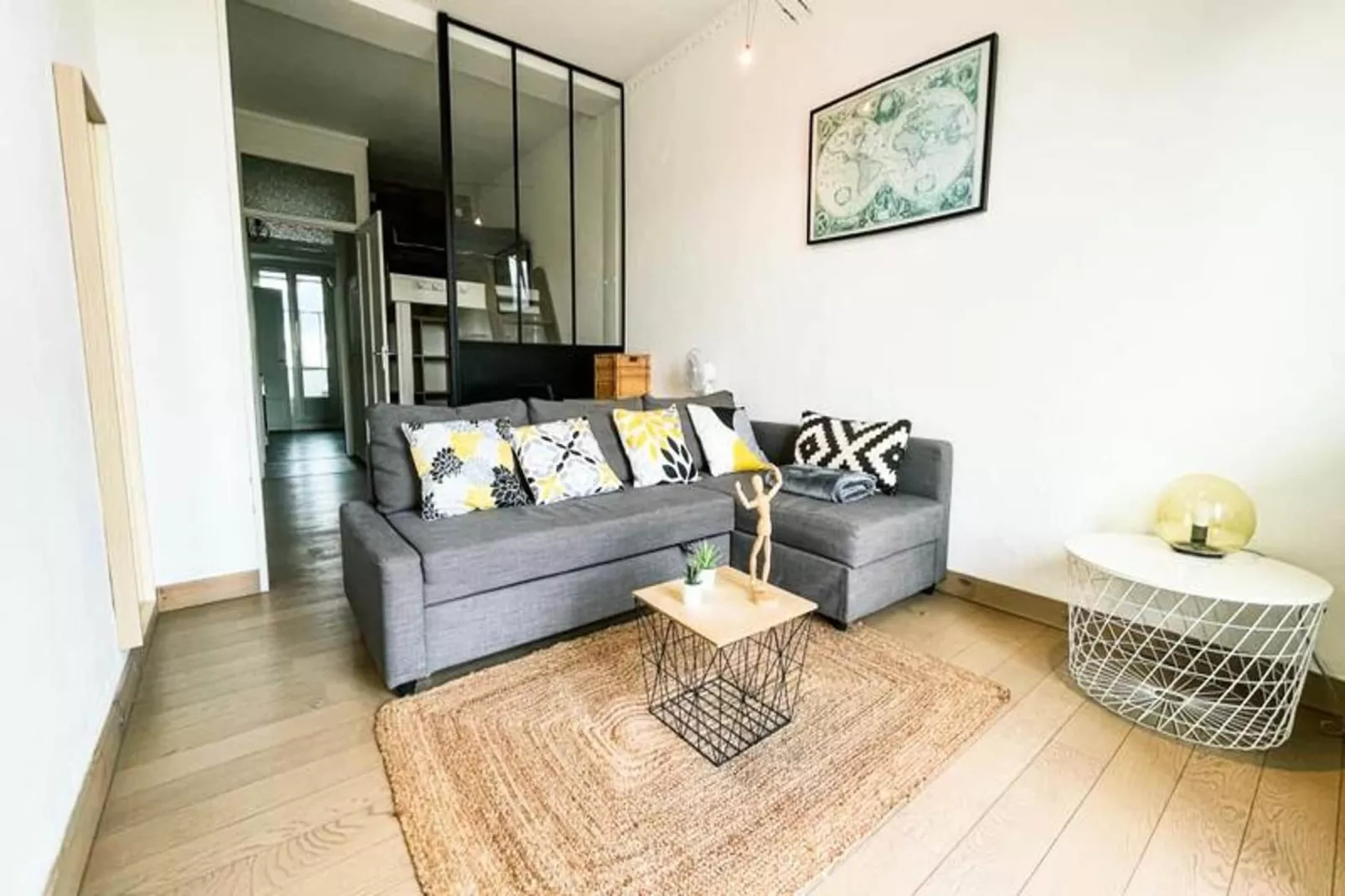 Pretty Light In Grenoble ☀ T2-Living room