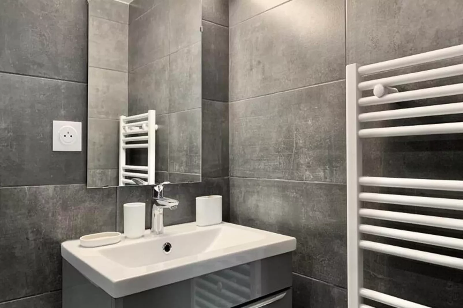 Le Nid Douillet - Studio 🌙-Badezimmer