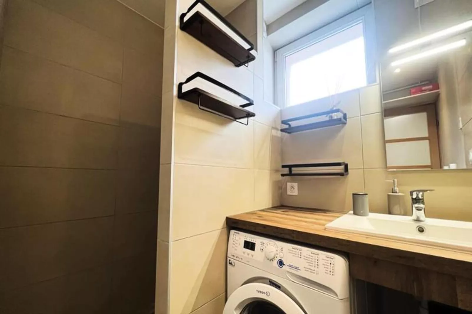 Le  Lumineux Et Confortable T4 Avec Vue🏔  - Alli&eacute;s-Badezimmer