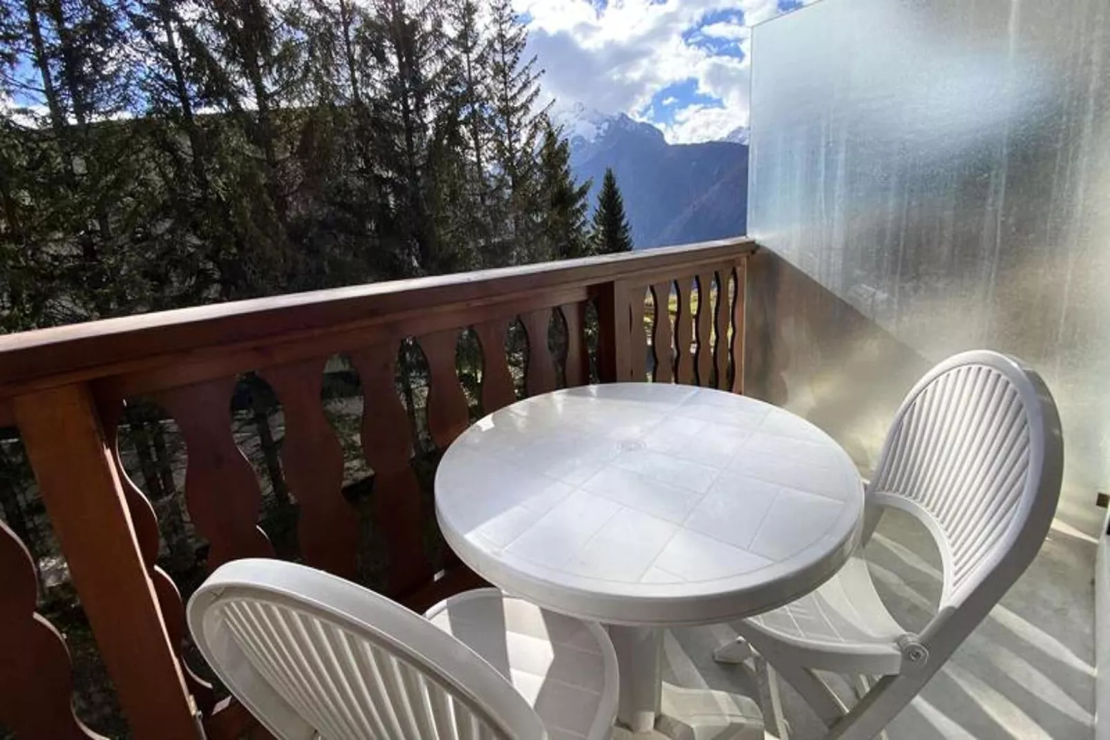 Résidence Le Midi-Terrace balcony