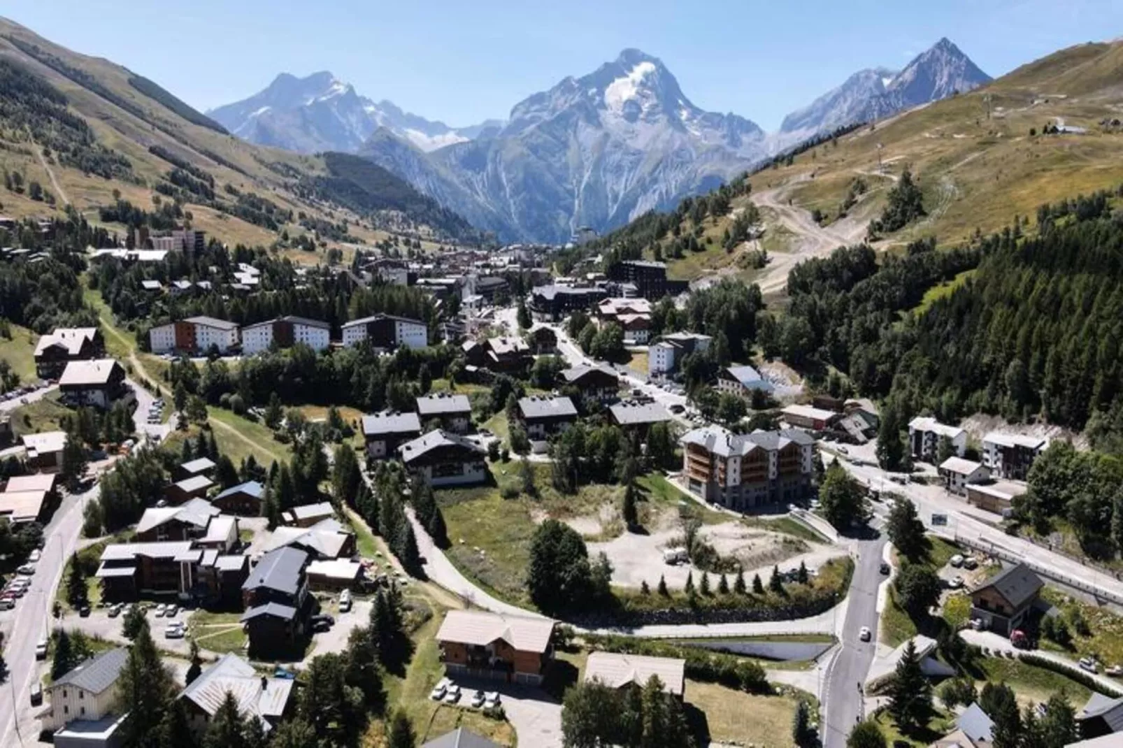 Résidence Arc En Ciel C-Vue d'été