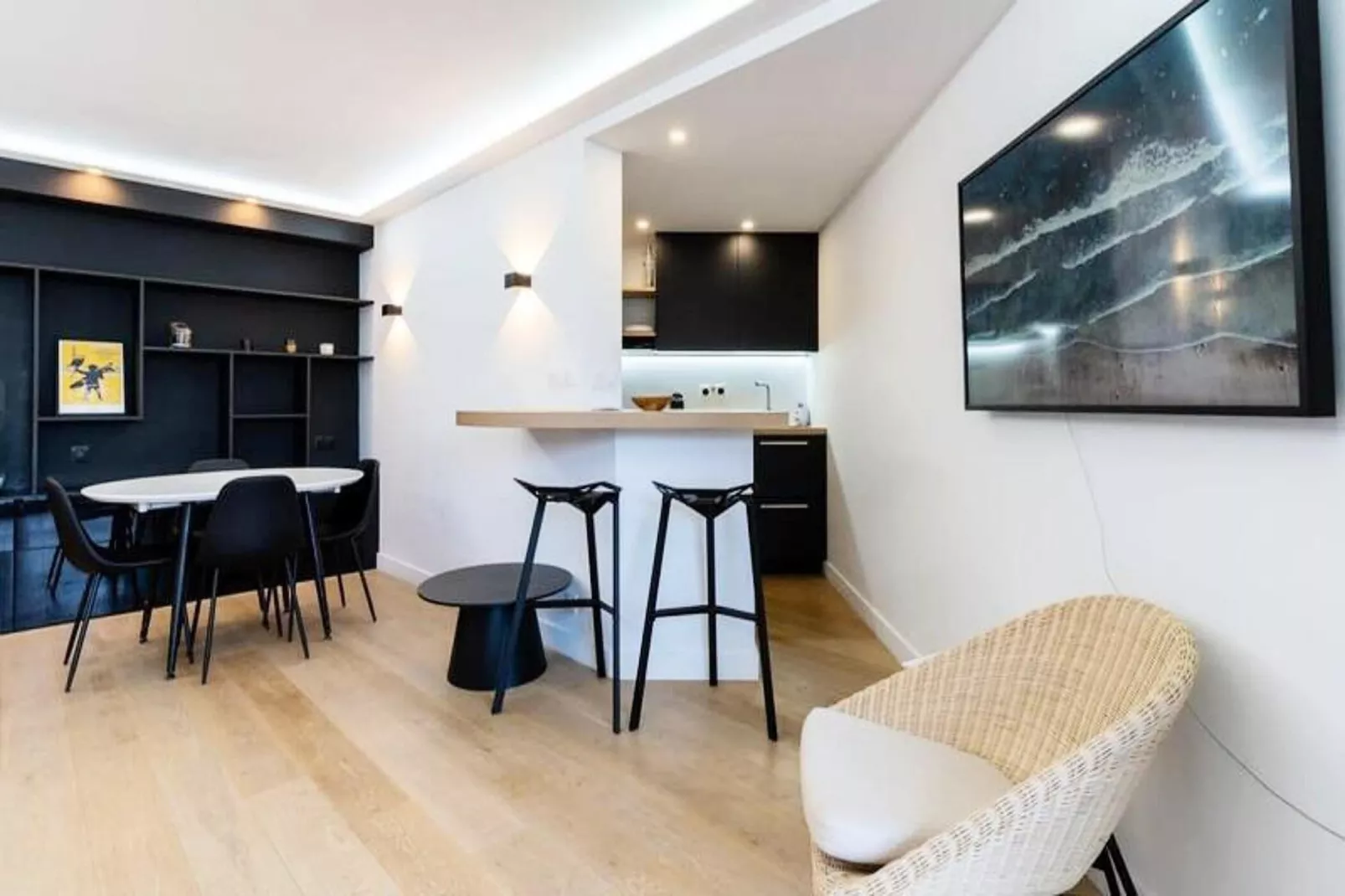 Résidence Sublime T2  Pour 4 Personnes, R&eacute;nov&eacute; Avec Piscine Tennis Parking Wifi-Küche