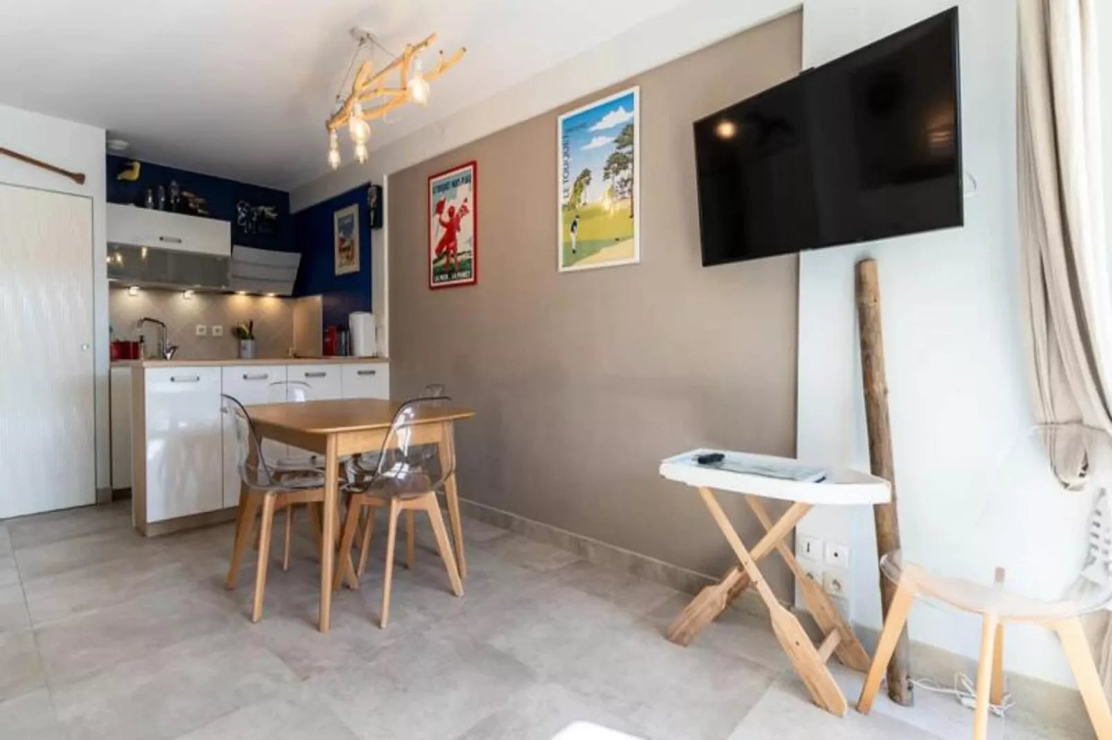 Résidence Appartement Pour 4 Pers Avec Piscine, Tennis Et  Parking 56-Exterior in summer