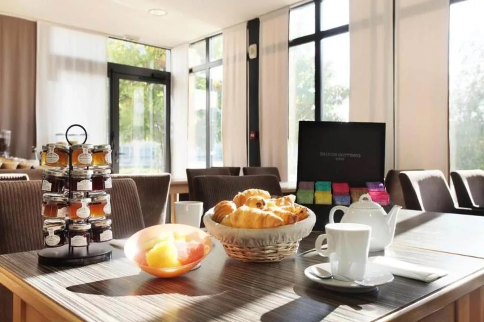 Appart'hôtel Odalys City Bioparc-Dining room