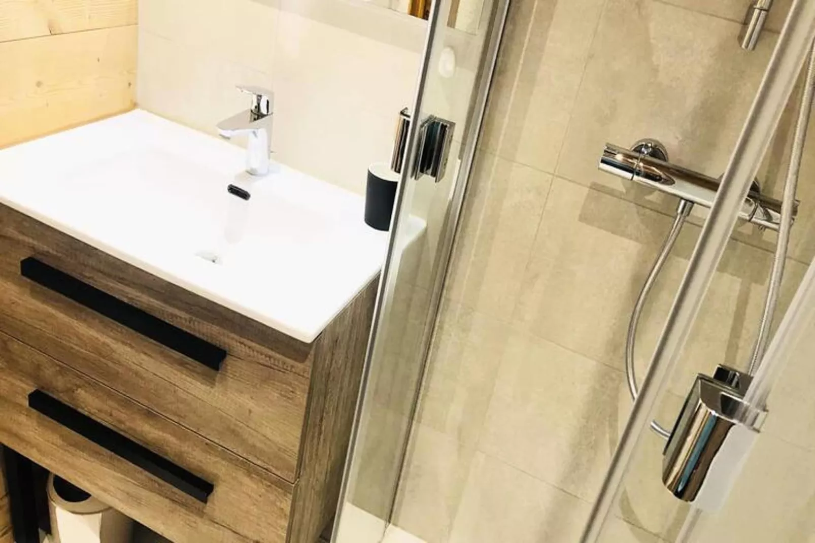 Résidence Clairiere-Bathroom