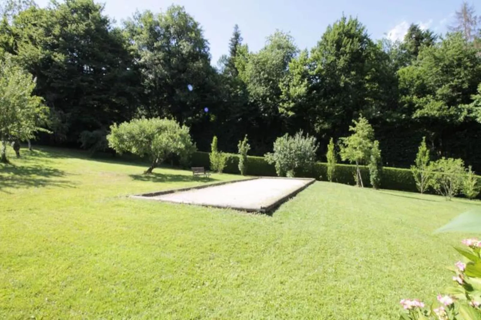 Belle Villa Sur Les Coteaux Du Lac D'aiguebelette!-Image-tags.